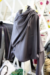 cape poncho drappiert