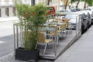 vienna city guide: bits and bites vienna - schanigarten | h.anna